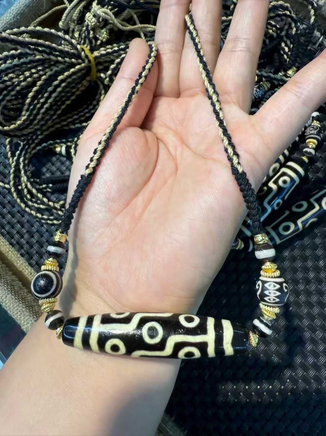 10 шт./лот, 9 глаз с невидимым – обзор и цена Ethnic Fashion Designers